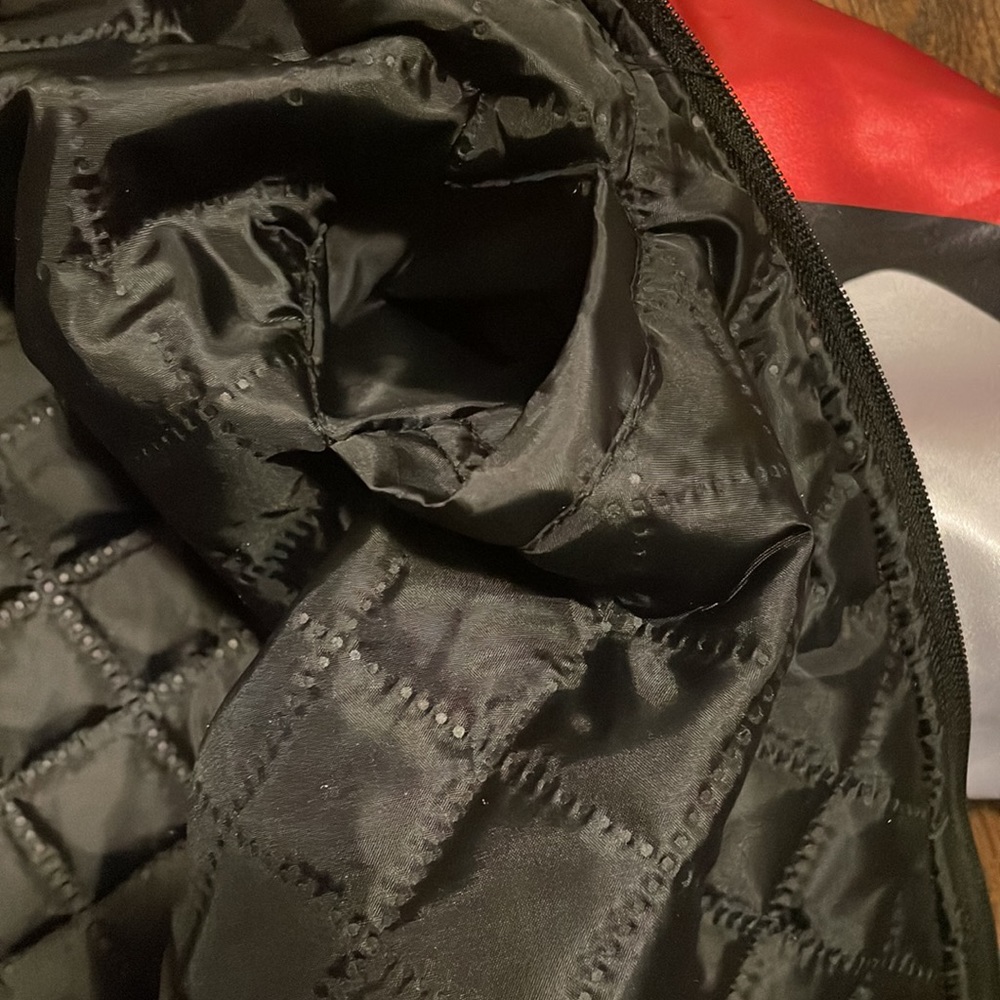 🔥🔥BULLS JACKET 🔥🔥 - Picture 6 of 6
